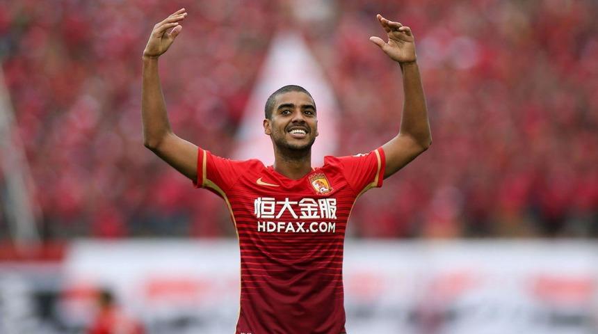 Alan, Galatasaray'a imza atmak i&ccedil;in 7 Ocak'ta İstanbul'a gelecek