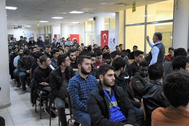 Vali Yazıcı&rsquo;nın Kariyer sohbetleri devam ediyor 1