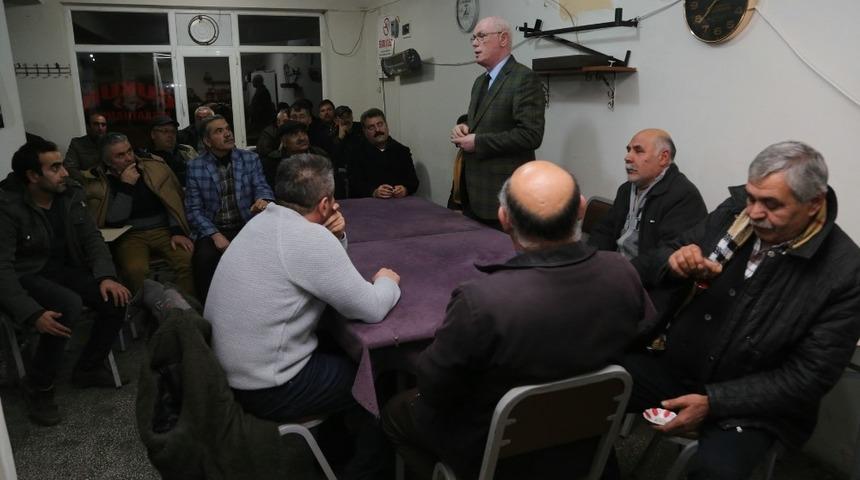 Kazım Kurt G&uuml;ndoğdu sakinleriyle buluştu