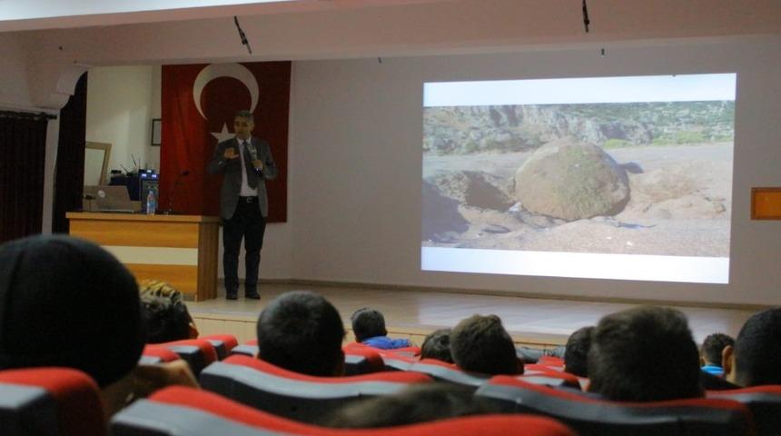Deniz kaplumbağaları i&ccedil;in "Ay Işığı" projesi