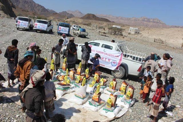 Trabzon Büyükşehir Belediyesi Yemen’e gıda yardımında bulundu
