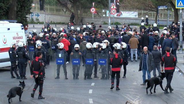 Trabzonspor taraftarı arasındaki arbedede 2 polis yaralandı