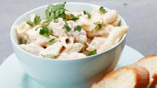 Alfredo Soslu Tavuklu Makarna