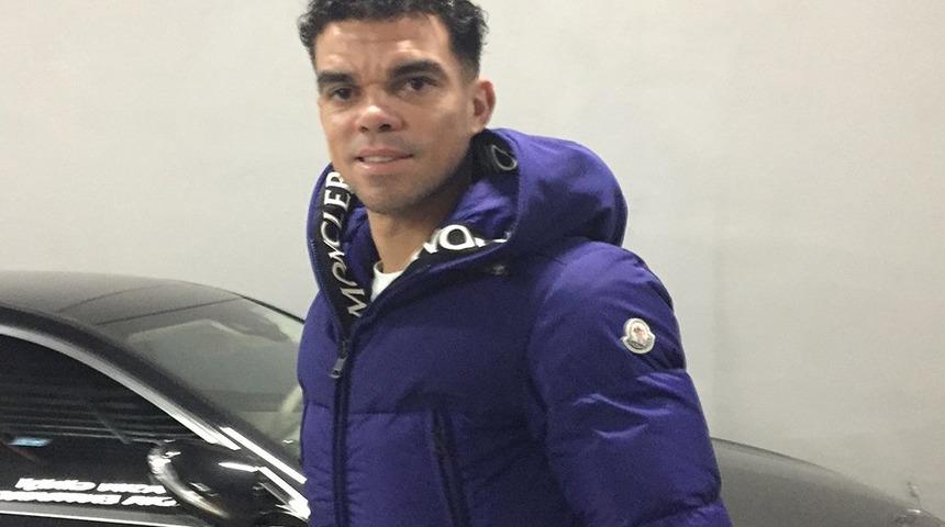 Beşiktaş'la s&ouml;zleşmesini fesheden Pepe konuştu!