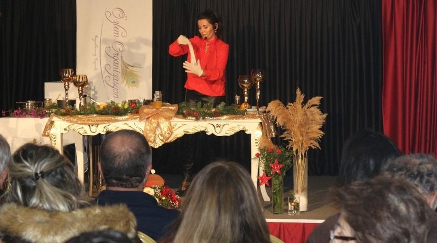 Milli Takım Beslenme Sorumlusu Omurcalı, Marmaris&rsquo;te sahnede yemek yaptı