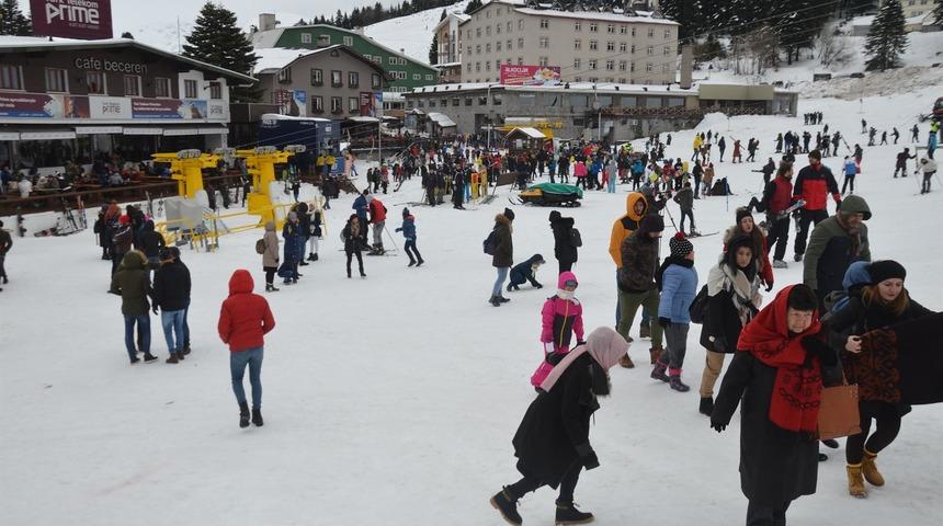Akın ettiler! Pistler doldu taştı
