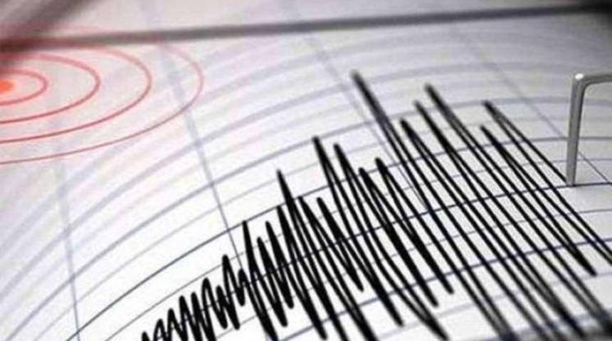 Ege'de korkutan deprem!