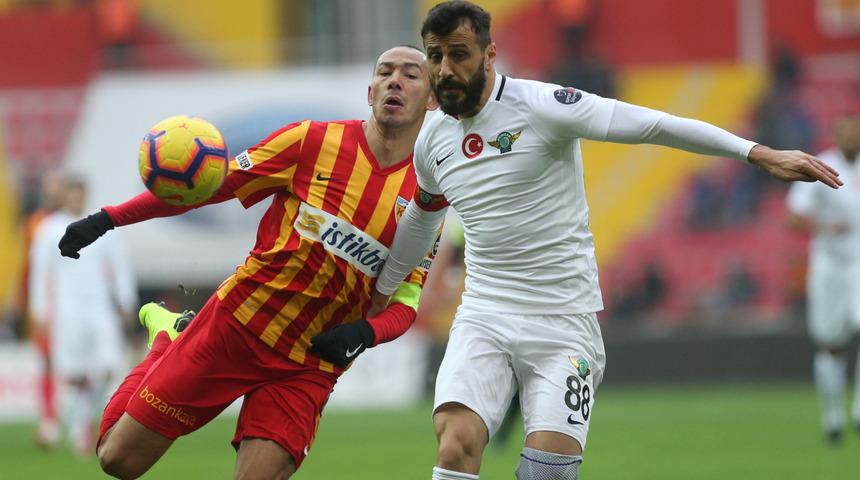Kayserispor, Hikmet Karaman'la &ccedil;ıkışını s&uuml;rd&uuml;rd&uuml;: 1-0