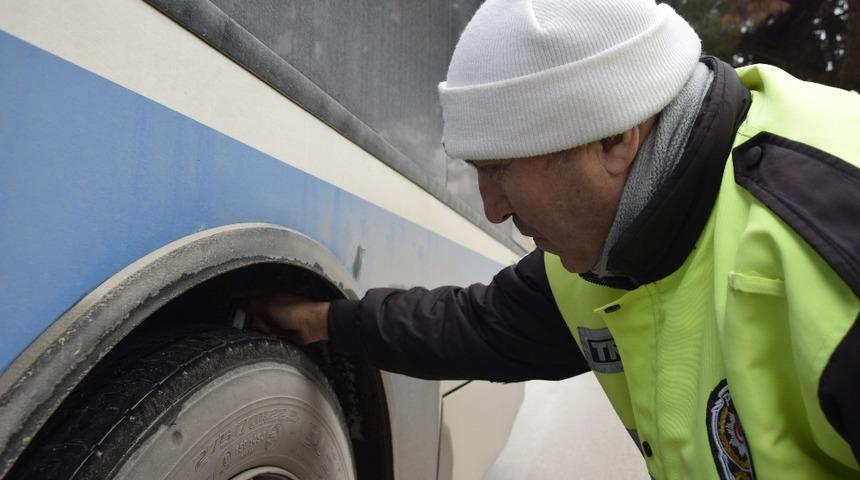 Burdur&rsquo;da kış lastiği denetimi