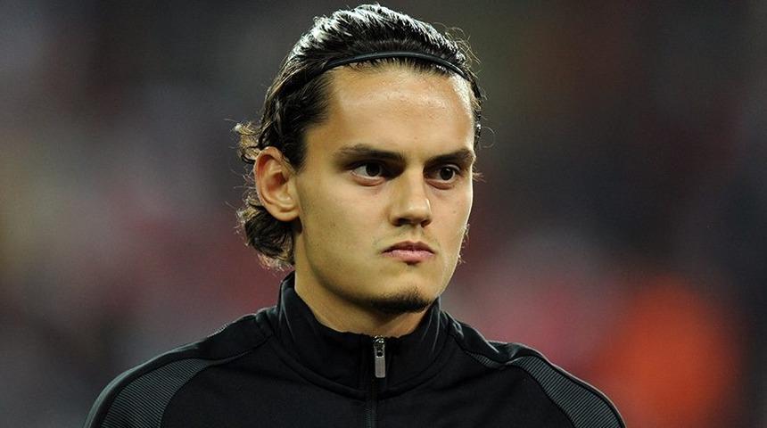 Enes Ünal bir yıl daha Real Valladolid'de