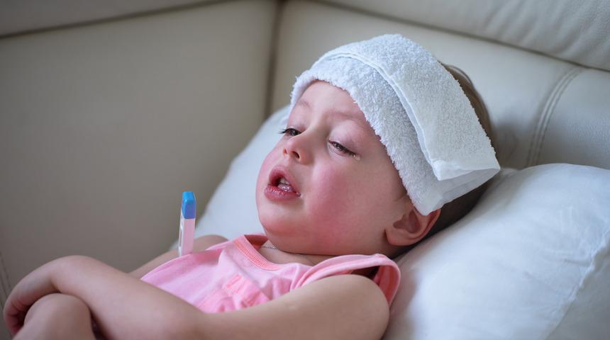 Ateşi çıkan çocuğa ne yapılmalıdır? 