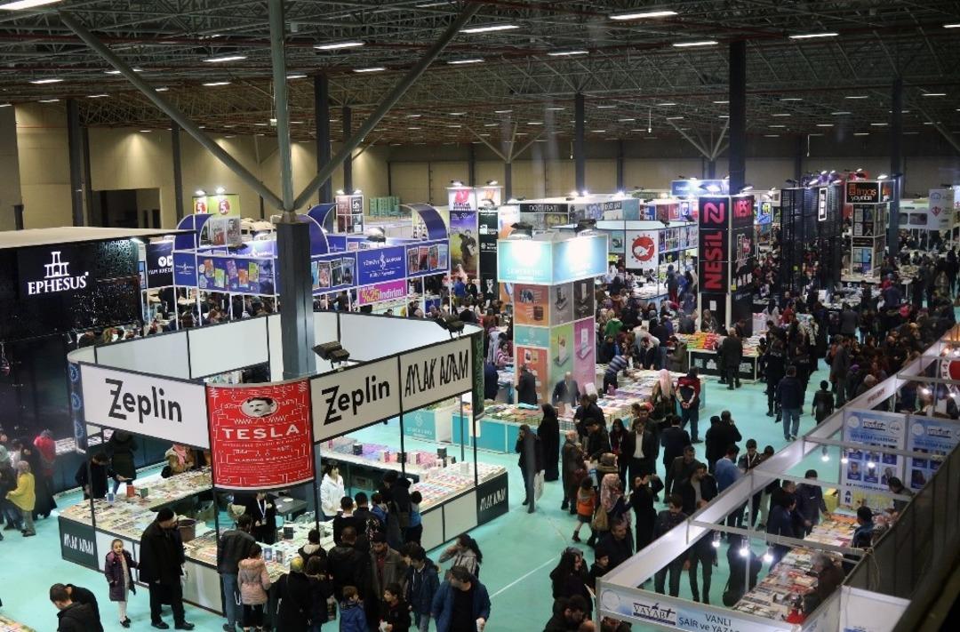 Van Kitap Fuarını 250 bin kitapsever ziyaret etti