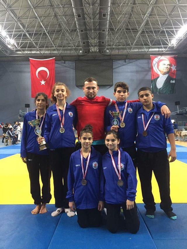 Bilecik Belediye Spor Kulübü Judo Takımından büyük başarı