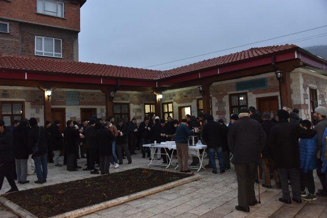 Başkan Bakıcı sabah namazında Tekke Mahalle sakinleri ile bir araya geldi