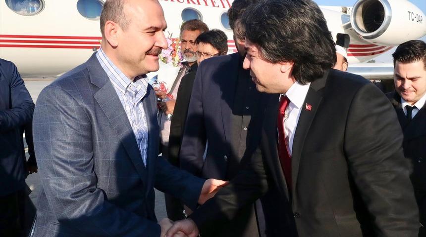 Bakan Soylu Pakistan'da