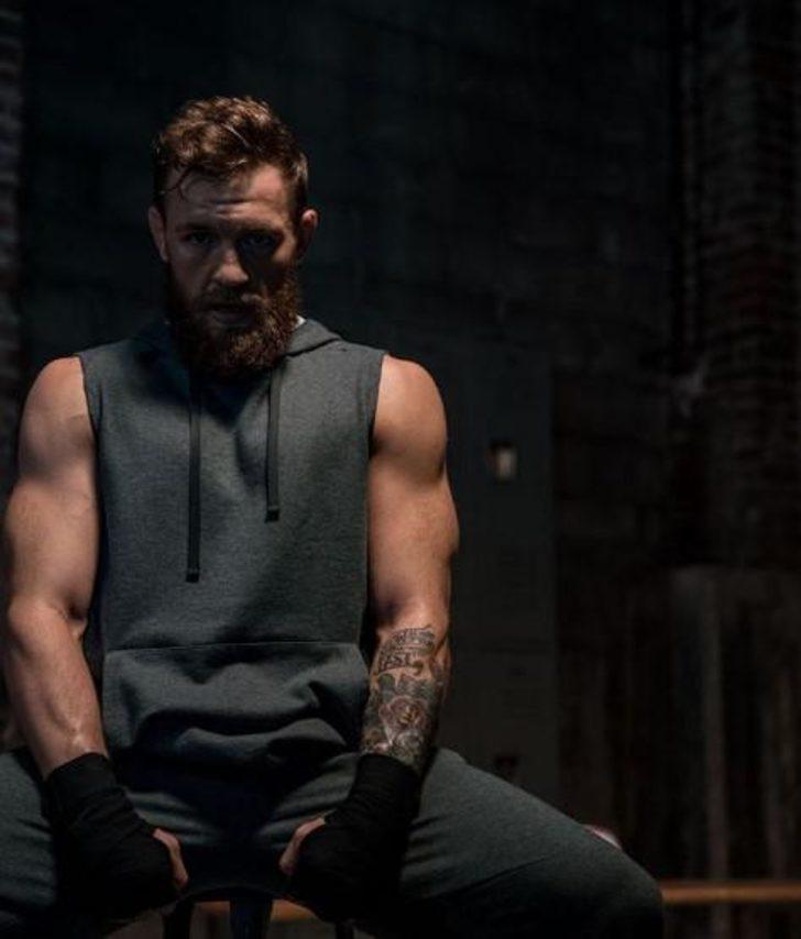 100 milyon dolarlık serveti var ama tek kuruş harcamadan lüks içinde yaşıyor G1