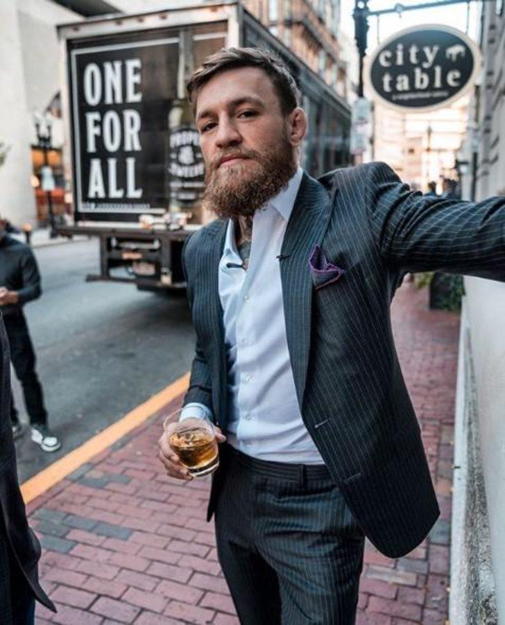 100 milyon dolarlık serveti var ama tek kuruş harcamadan lüks içinde yaşıyor G2