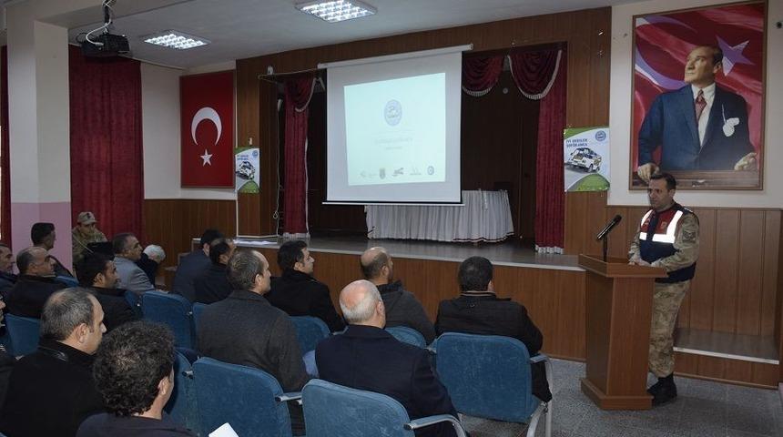 Palu&rsquo;da &ldquo;İyi Dersler Şof&ouml;r Amca&rdquo; eğitimi