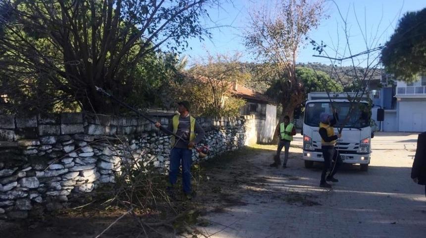 B&uuml;y&uuml;kşehir &ccedil;evre temizliği &ccedil;alışmalarını Yağhanlı&rsquo;da s&uuml;rd&uuml;rd&uuml;