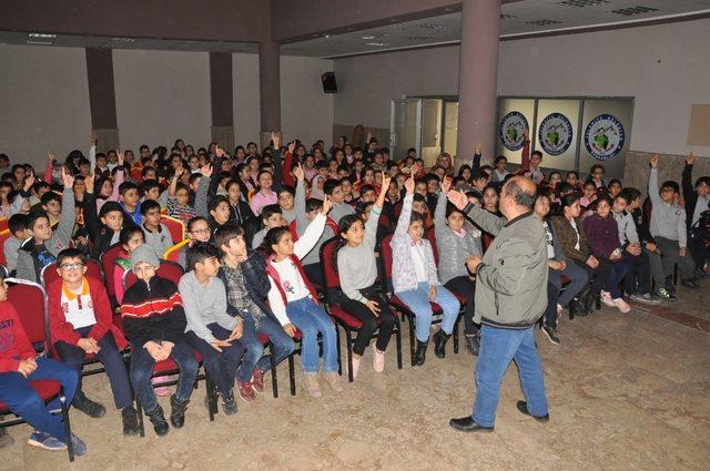 Çocuklara doğa ve hayvan sevgisi aşılandı