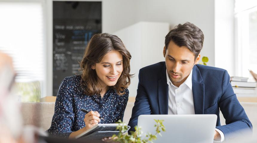 Masa başında çalışanların dikkat etmesi gerekenler nelerdir? Ofis çalışanları için egzersiz önerileri...