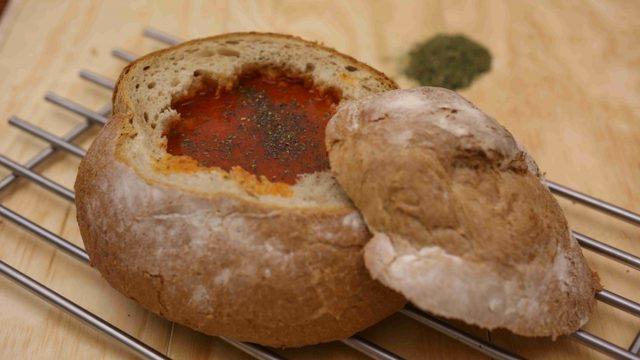 Ekmekte Tarhana Çorbası