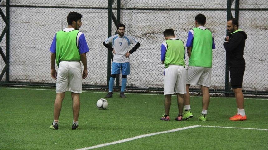 Kamp&uuml;s Ligleri devam ediyor