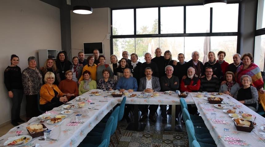 Başkan Akın Türk Sanat Müziği Topluluğu ile kahvaltıda buluştu