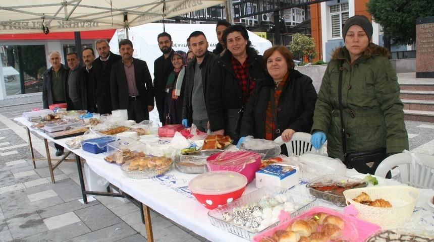 Devrek’te Yemen için kermes düzenlendi