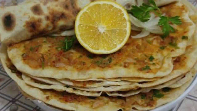 Ev Yapımı Lahmacun Tarifi