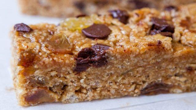 Fıstık Ezmeli Çikolatalı Granola Bar