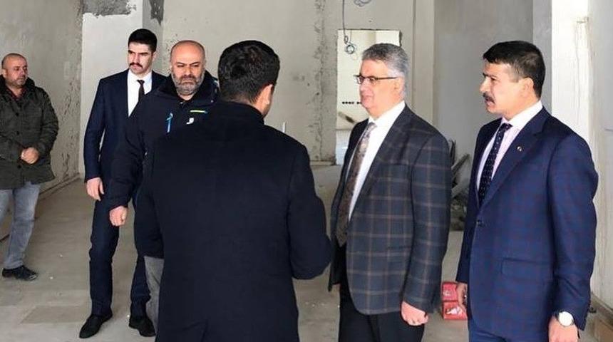 Vali Pekmez emniyet hizmet binaları inşaatını gezdi