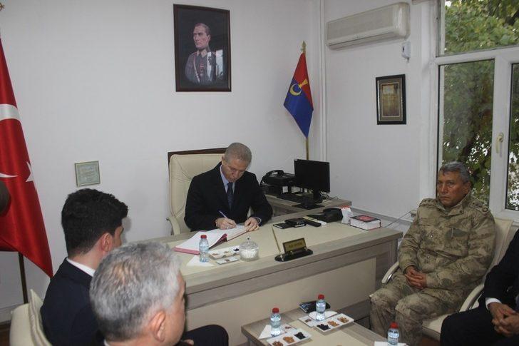 Gaziantep Valisi Davut Gül, Yavuzeli ilçesini ziyaret etti G4