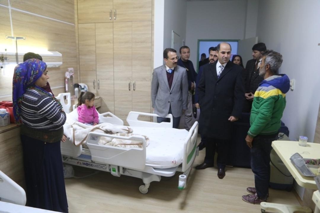 Silopi Kaymakamlığı ve Belediyesinden ihtiya&ccedil; sahibi aileye yardım