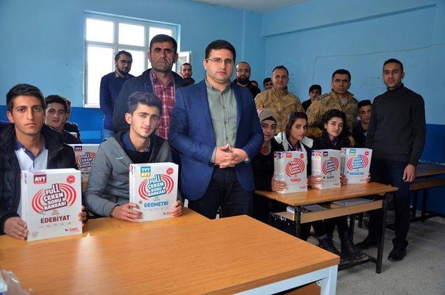 Beytüşşebap’ta 5 kitap okuyana çeyrek altın hediye