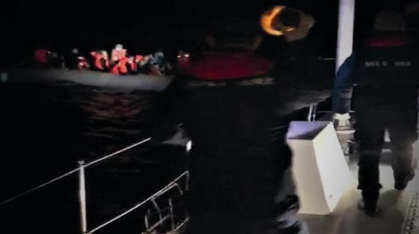 Kuşadası&rsquo;nda 48 ka&ccedil;ak g&ouml;&ccedil;men yakalandı