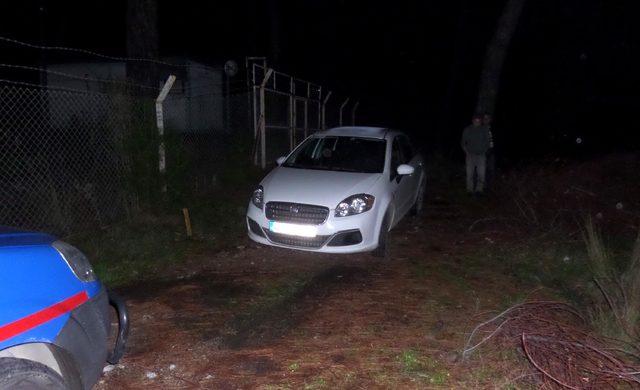 Boynuna ip bağlayıp, kayalıklardan atlayarak intihar etti 1