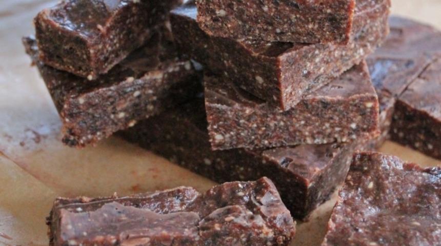 Erikli Çikolatalı Enerji Bar