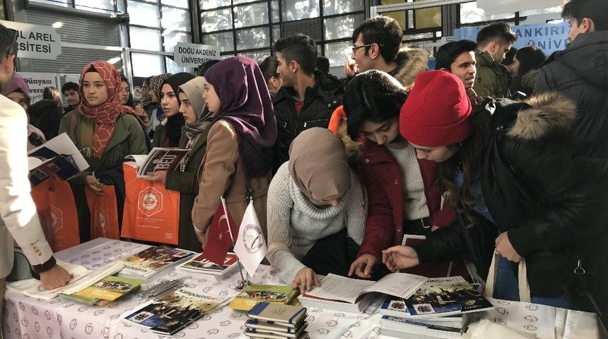 Zonguldak B&uuml;lent Ecevit &Uuml;niversitesi Ankara&rsquo;da &ldquo;Eğitim ve Kariyer Fuarı&rdquo;na katıldı