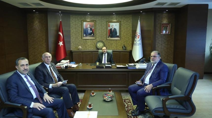 Van milletvekillerinden Bakan Kasapoğlu’na ziyaret