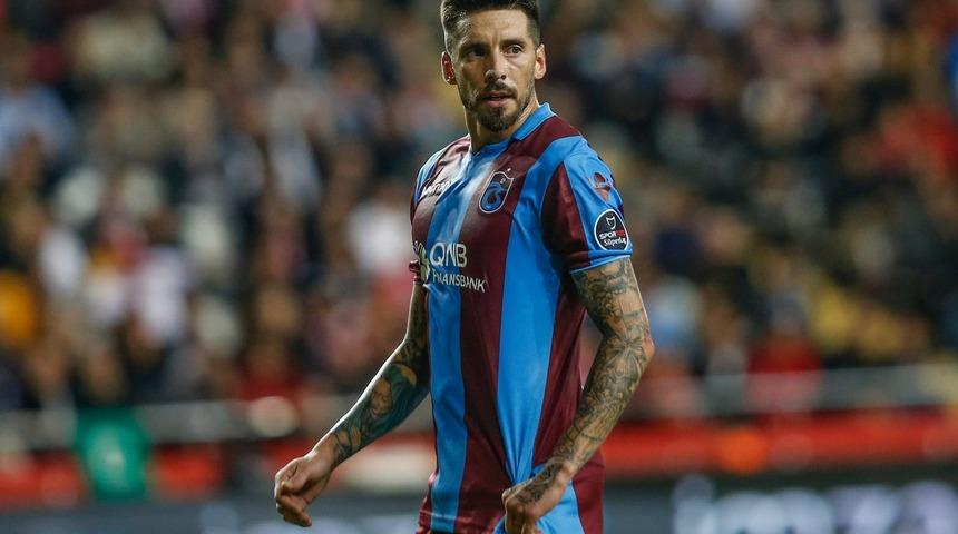 Jose Sosa Trabzonsporluları ayağa kaldırdı