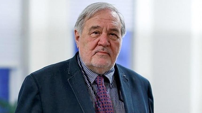 İlber Ortaylı &ccedil;ağrı yaptı: Bir panik s&ouml;z konusu...