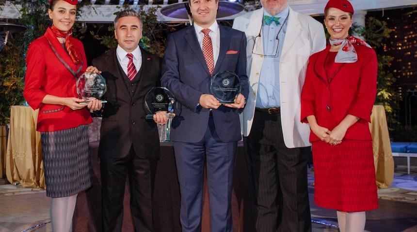 Turkish Airlines Corporate Club'a 'En İyi Kurumsal Seyahat Programı' &ouml;d&uuml;l&uuml;