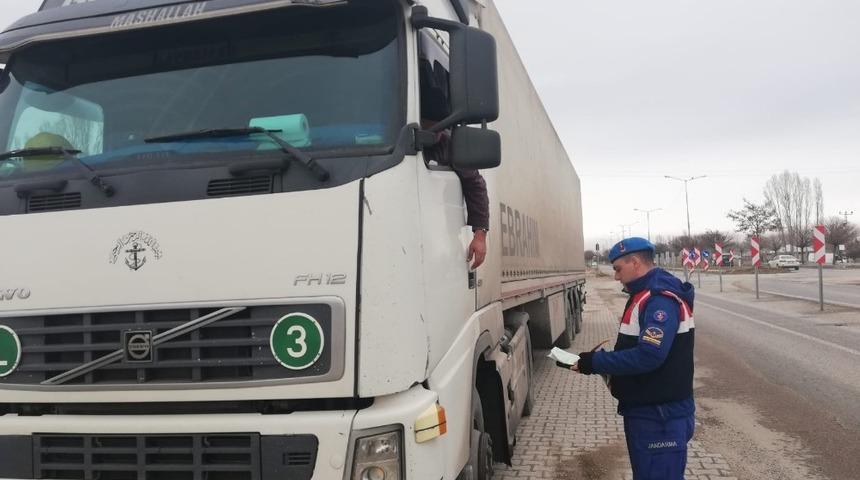 Van&rsquo;da 44 ara&ccedil; trafikten men edildi