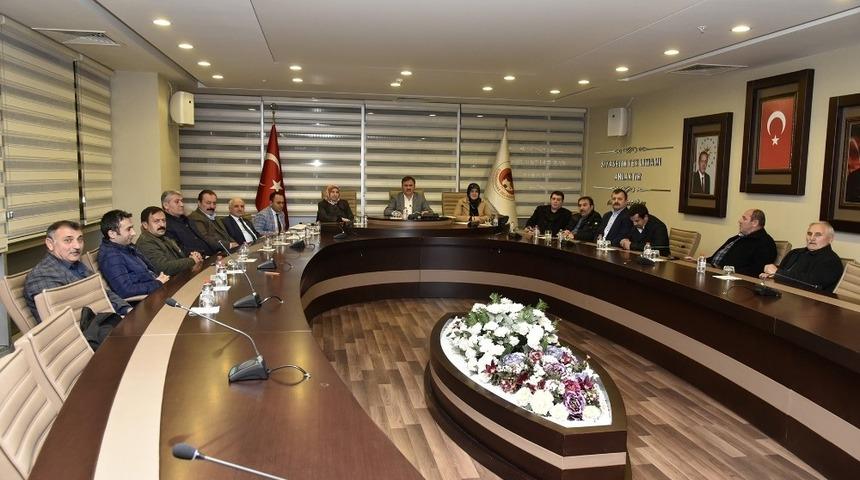 G&uuml;m&uuml;şhane Belediye Meclisinde b&uuml;t&ccedil;e g&ouml;r&uuml;şmeleri başladı