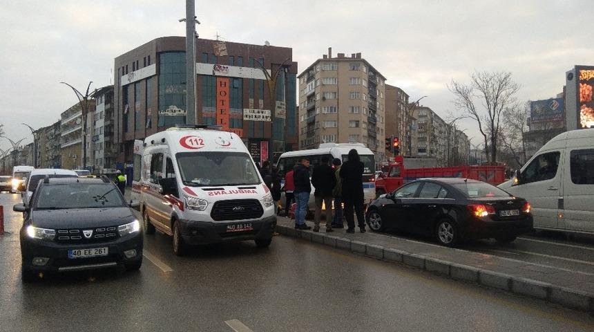 Kalp krizi ge&ccedil;iren kişiye  112 m&uuml;dahalesi hayat kurtardı