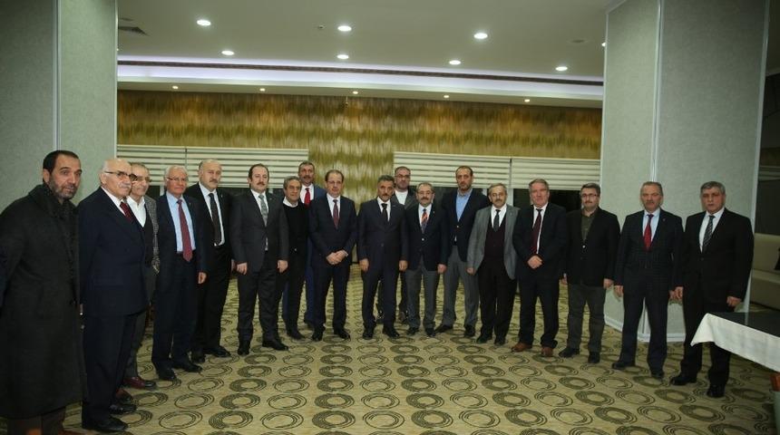 Bayburt &Uuml;niversitesi Kalkındırma Vakfı olağan&uuml;st&uuml; toplandı