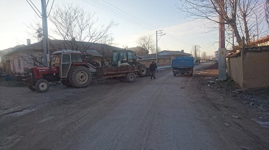 Aslanapa&rsquo;da alt yapı &ccedil;alışmaları planlı şekilde devam ediyor