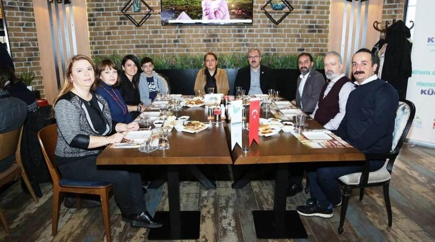 Vali &Ouml;mer Toraman iş adamlarıyla bir araya geldi