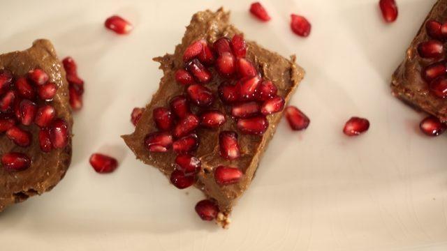 Unsuz ve Şekersiz Çikolatalı Brownie